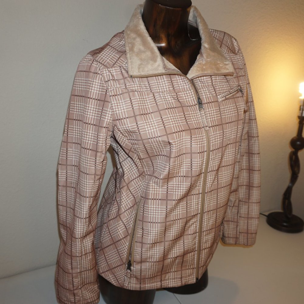 IZOD - Picture 3 of 6